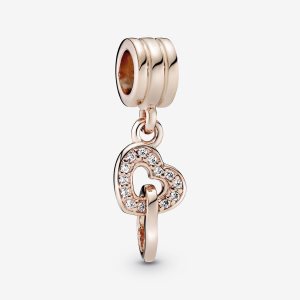 Colgar Pandora Interlocking Hearts Rosas Dorados | ROLTCN379