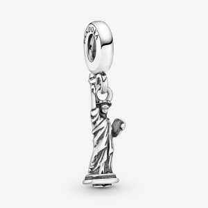 Colgar Pandora New York Statue of Liberty Plateados | JCAWKS489