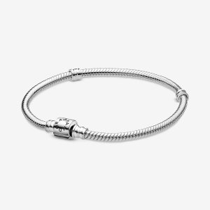 Encantos Pandora Moments Barrel Clasp Snake Plateados | LSKGPV613